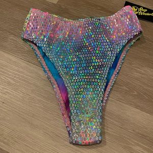 Rave wonderland bottoms